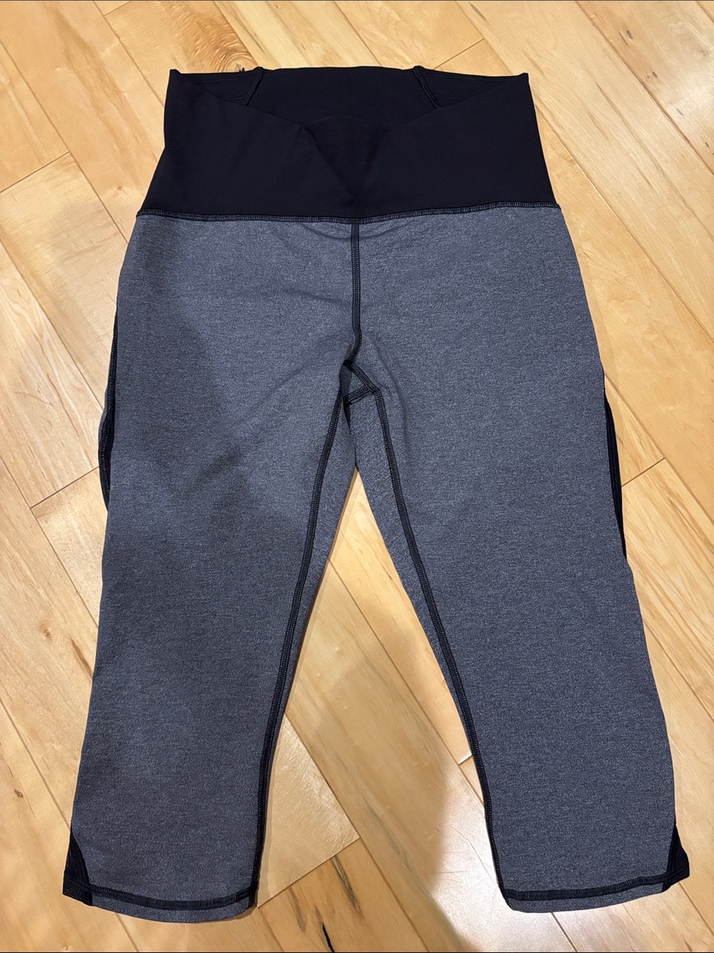 Lululemon capris